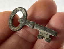 Small ~3cm Antique Metal