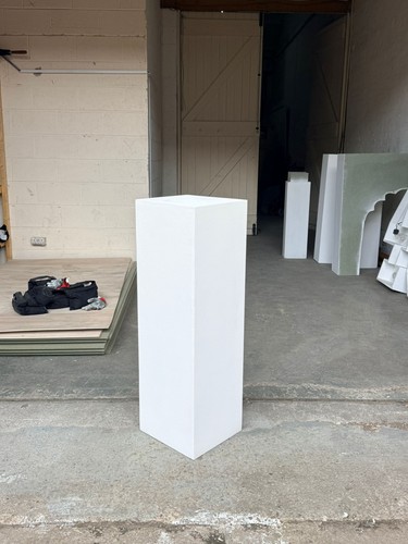 Wooden plinth flower - wooden,