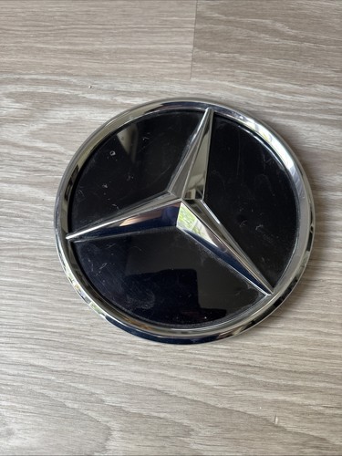 Mercedes benz front - front, badge