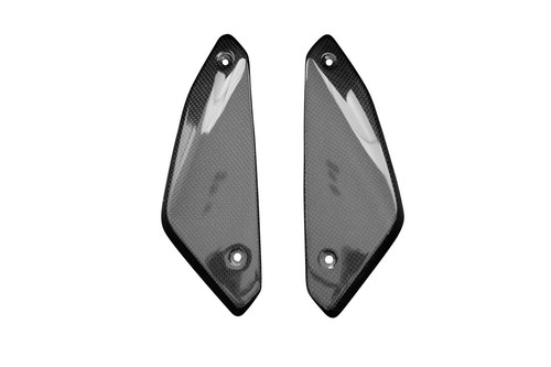 Carbon side panels below tank - carbon,