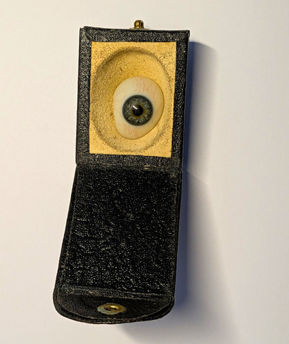 Glass prosthetic eye with - prosthetic,