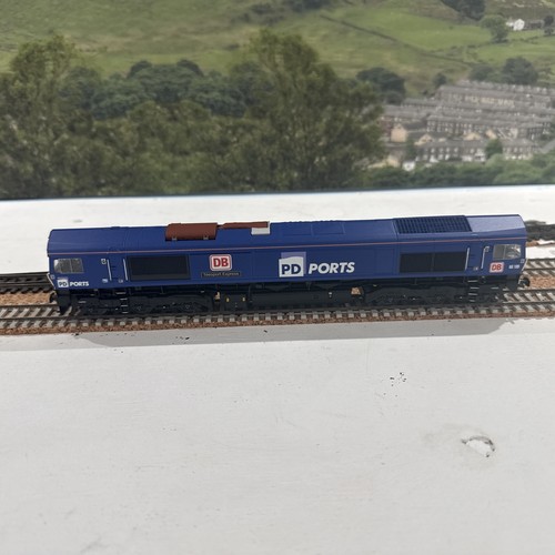 Bachmann custom respray class - bachmann,