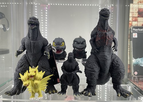 Bandai godzilla bundle - godzilla, and