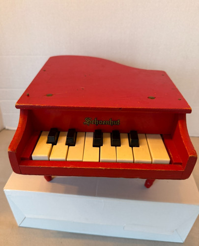 Antique schoenhut baby - antique, grand