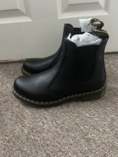 Dr. Martens 2976 Women's
