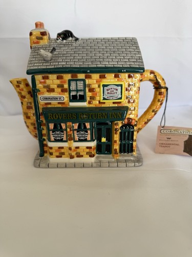 Rovers return inn teapot - inn,