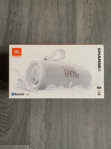White jbl charge portable - white,