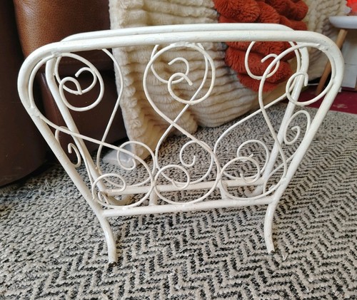 Vintage retro wire metal - vintage,