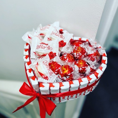 Chocolate kinder bueno heart - chocolate,