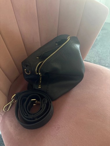 Bnwt ted baker - bnwt, cross