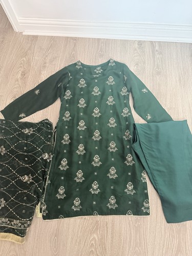 Ladies piece suit size - piece,