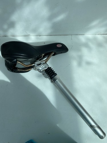 Shock absorber bike seat - seat, post