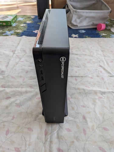 Fractal design node 202 - node,