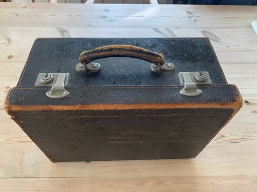 Bell and croydon doctors - doctors, bag