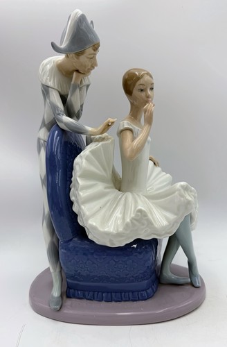 Nao lladro figurine - by, ref