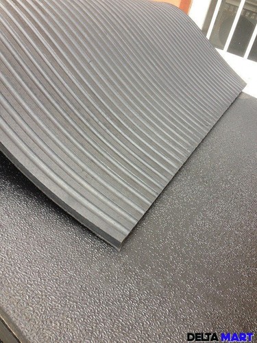 Rubber stable pony - mat, 6ftx4ft