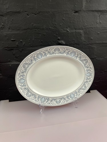 Wedgwood white dolphins - dolphins, r4652