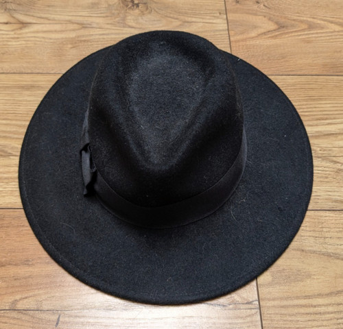 Bettina black wool felt - black,