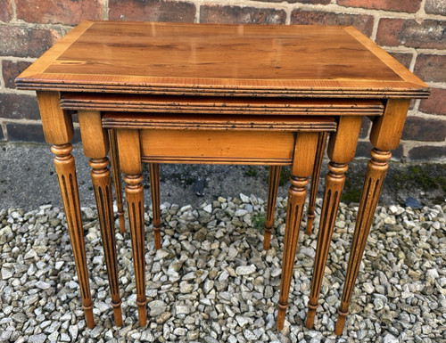 Yew wood nest coffee - wood,