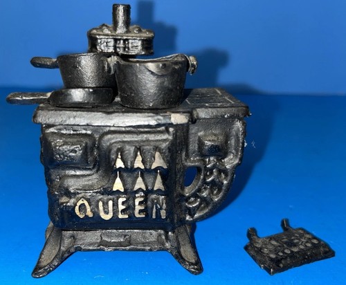 Vintage cast iron miniature - cast,