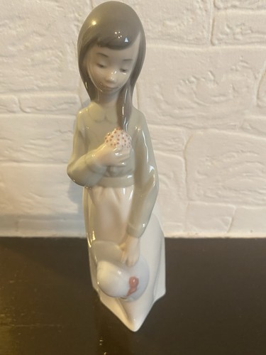 Nao lladro becky young - by,