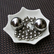 304 Stainless Steel Ball Bearings 27mm-80mm Solid Round Ball Large Metal Balls