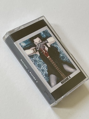Madonna sealed madame - madonna,