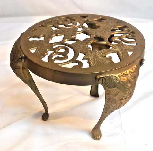 Vintage round brass ornate - vintage,