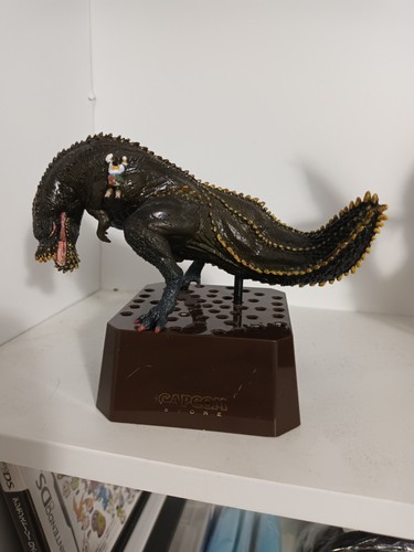 Limited edition monster hunter - limited,