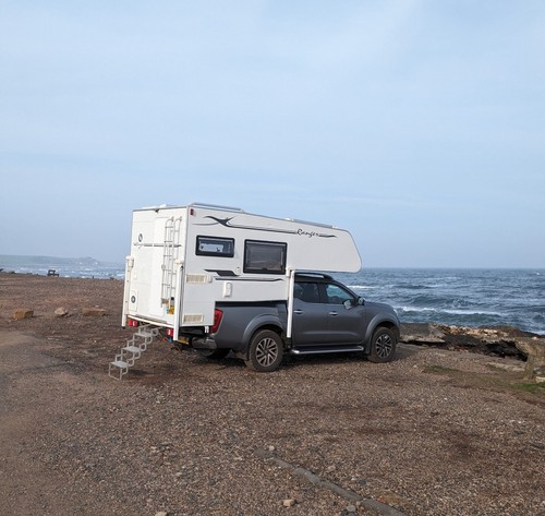 Demountable camper vans