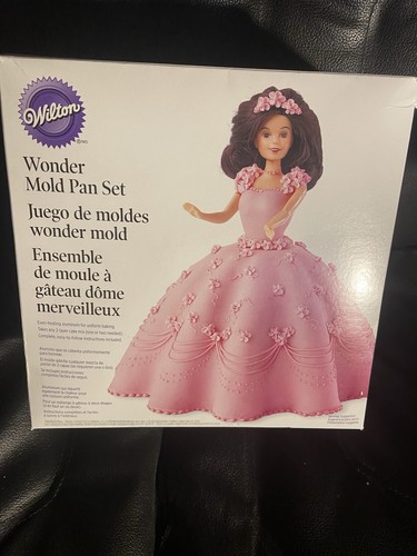 Wilton doll wonder - mold, cake