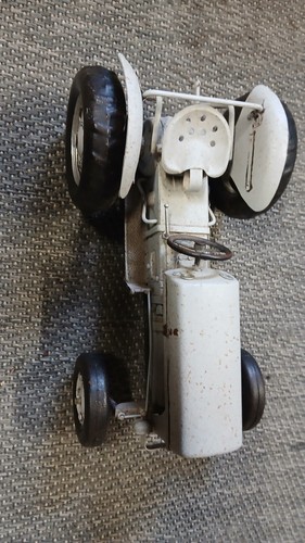Model tractor - te, 20