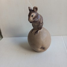 Poole Pottery Mouse On Apple