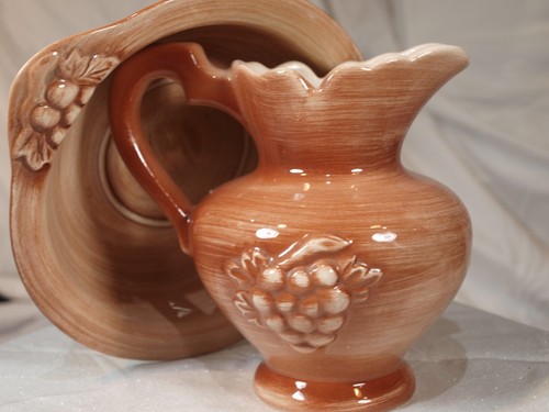 Vintage piture and - piture, basin