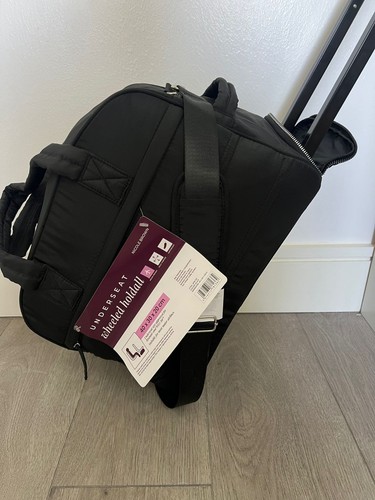 Ryanair 40x30x20cm under seat - under,