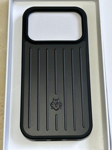 Rimowa black aluminium - black, case