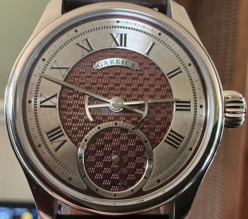 Garrick plum dial handmade - plum,