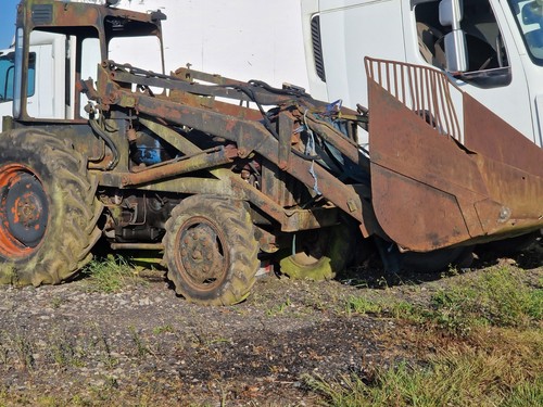 Bray loading shovel - bray, based