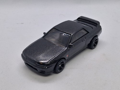 Hot wheels nissan skyline - skyline, gt-r