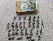 Vintage Airfix toy soldiers
