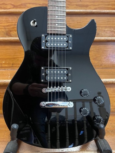 Washburn win14 electric guitar - washburn,