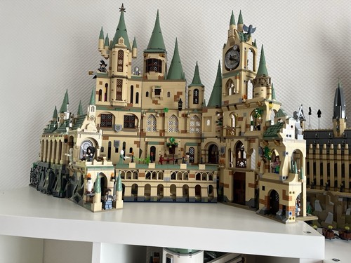 Lego modular hogwarts castle - lego,