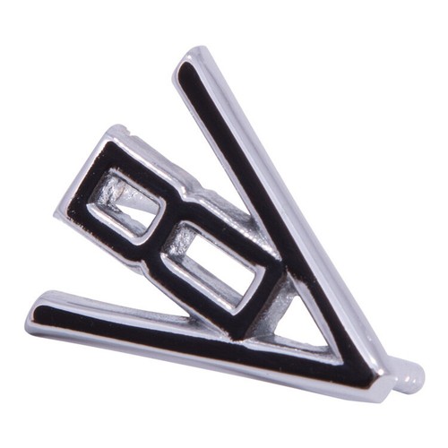 Daimler boot lid badge - v8,