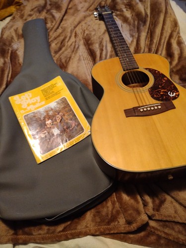 Epihone acoustic guitar with - acoustic,