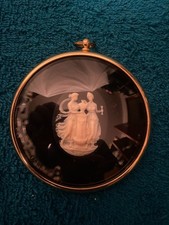 Water Maidens In Cameo From