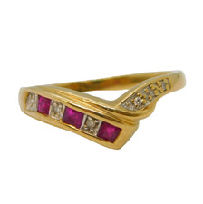 9ct Yellow Gold, Ruby &