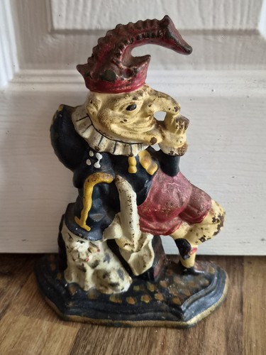Vintage painted cast iron - vintage, mr
