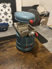 Dental Vacuum Forming Machine