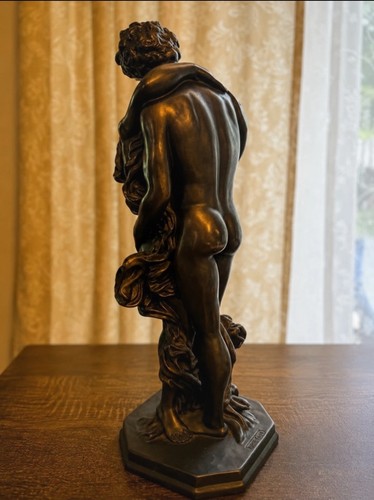 Crosa signed 2002 figurine - 2002,
