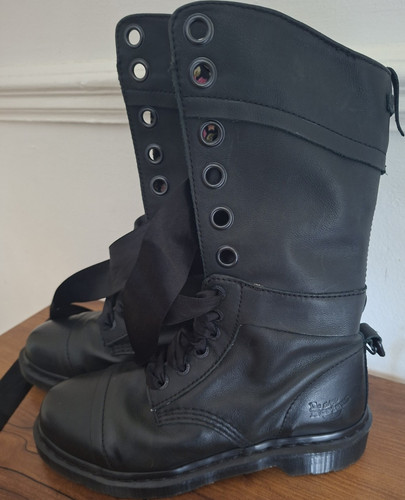 Martens black mid - dr.,